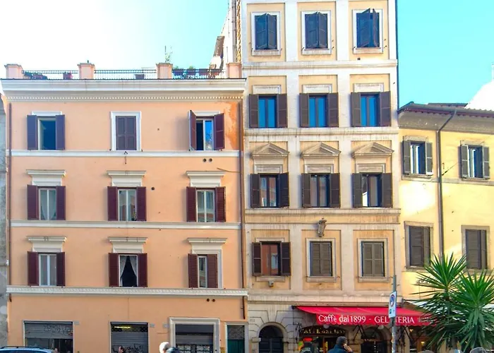 Apartamento Saint Louis Penthouse, Cozy Little Next To Pantheon Roma